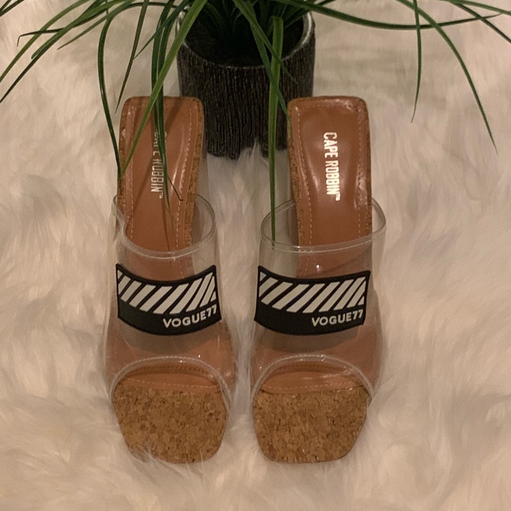 Block heel - Picture 3 of 4